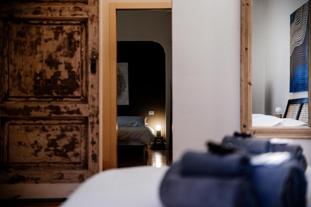 코모 La Finestra Sul Duomo - The House Of Travelers 아파트 외부 사진
