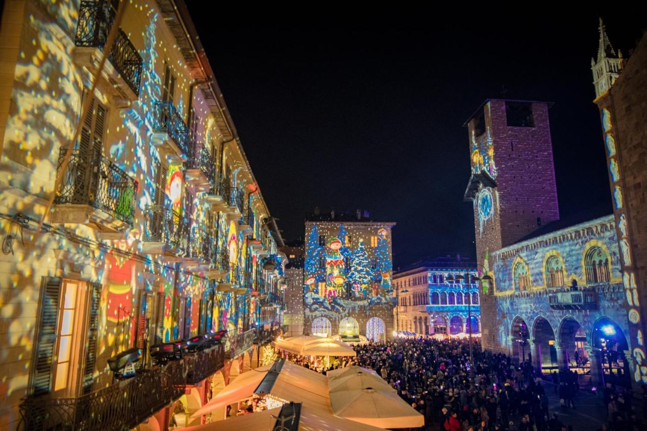 코모 La Finestra Sul Duomo - The House Of Travelers 아파트 외부 사진