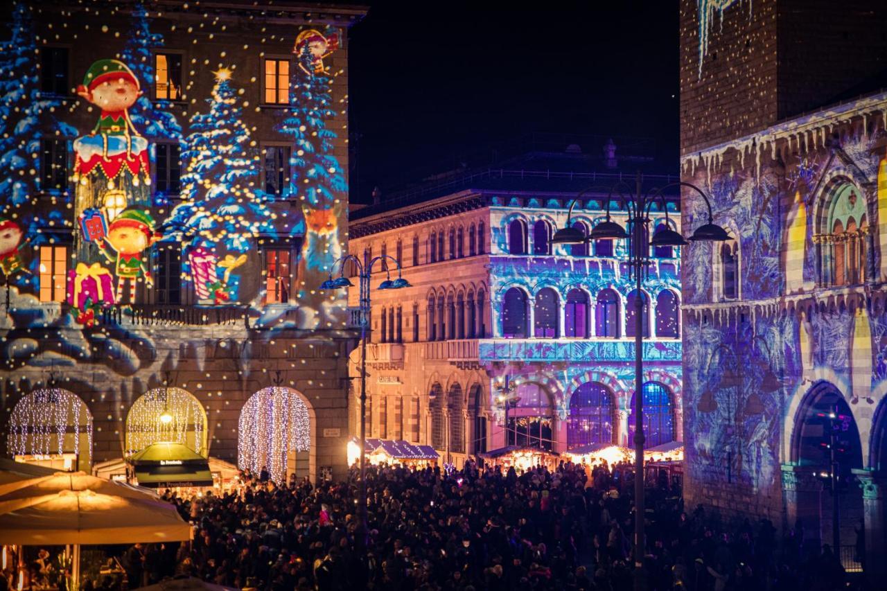 코모 La Finestra Sul Duomo - The House Of Travelers 아파트 외부 사진